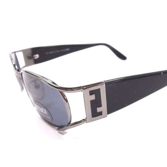 Fendi Suglasses - Picture 1 of 5